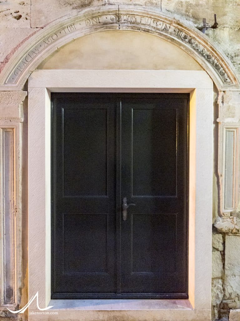 The door of the "House of a Happy Man" in Omis, Croatia. The inscription above the door reads, in Latin: “Gratias ago tibi dne quia fui in hoc mondo.” Or, in English: “I thank thee, Lord, for having lived in this world.”